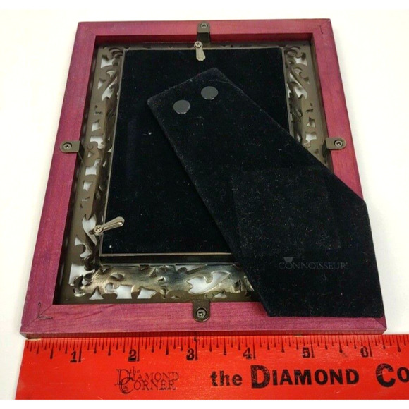 Vintage Connoisseur Cherry Wood Divided Photo Frame Fleur De Lis 2.5” x 3.5” - Picture 8 of 8